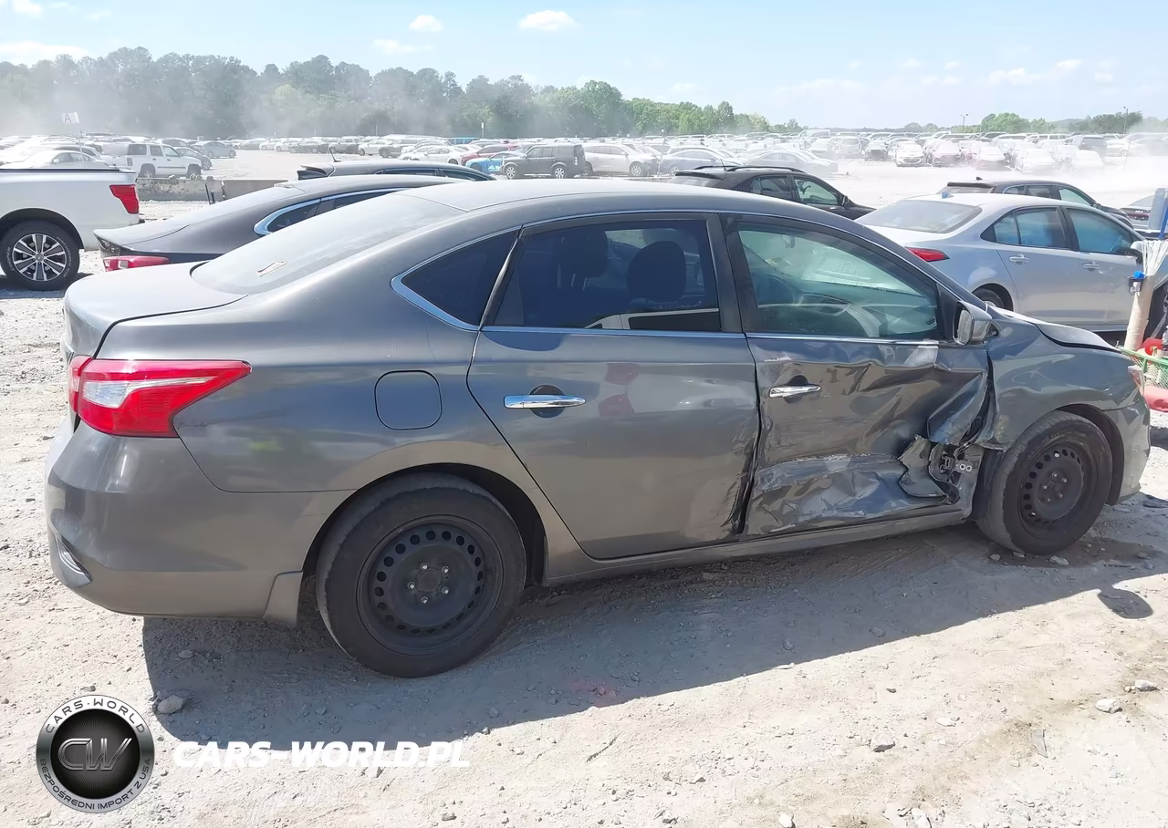 2016 Nissan Sentra S VIN:3N1AB7AP6GY333602 - 13