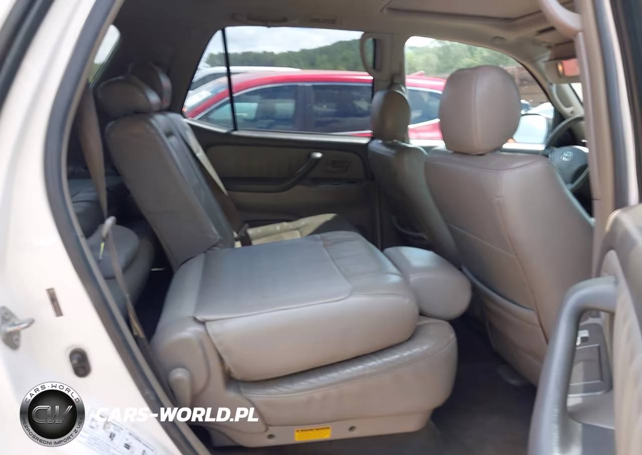 2005 Toyota Sequoia Limited V8 VIN:5TDZT38A75S239532 - 8