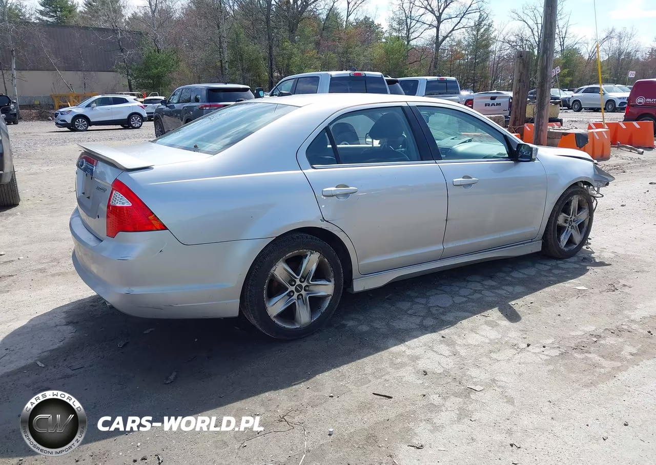 2010 Ford Fusion Sport VIN:3FAHP0KCXAR420846 - 4