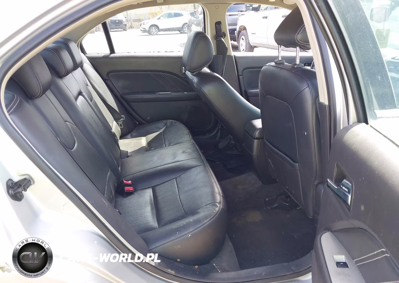 2010 Ford Fusion Sport VIN:3FAHP0KCXAR420846 - 8