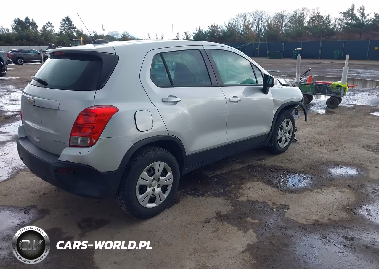 2015 Chevrolet Trax 1Ls VIN:KL7CJKSB2FB146270 - 4