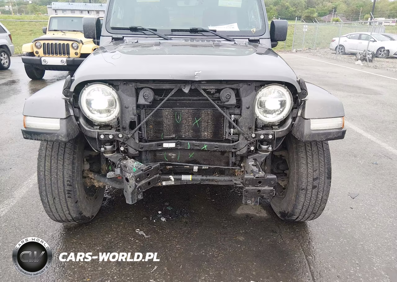 2018 Jeep Wrangler Unlimited Sahara 4X4 VIN:1C4HJXEN9JW188898 - 6