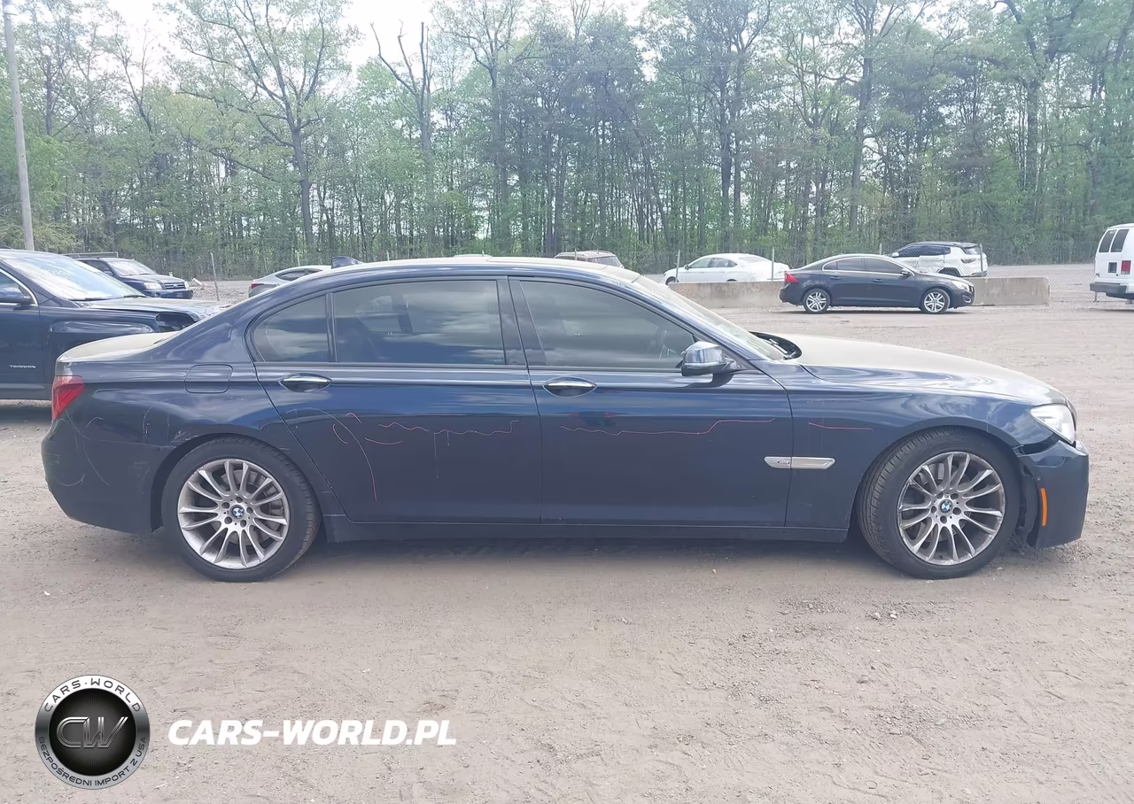 2015 BMW 750Li xDrive VIN:WBAYF8C51FD654043 - 13