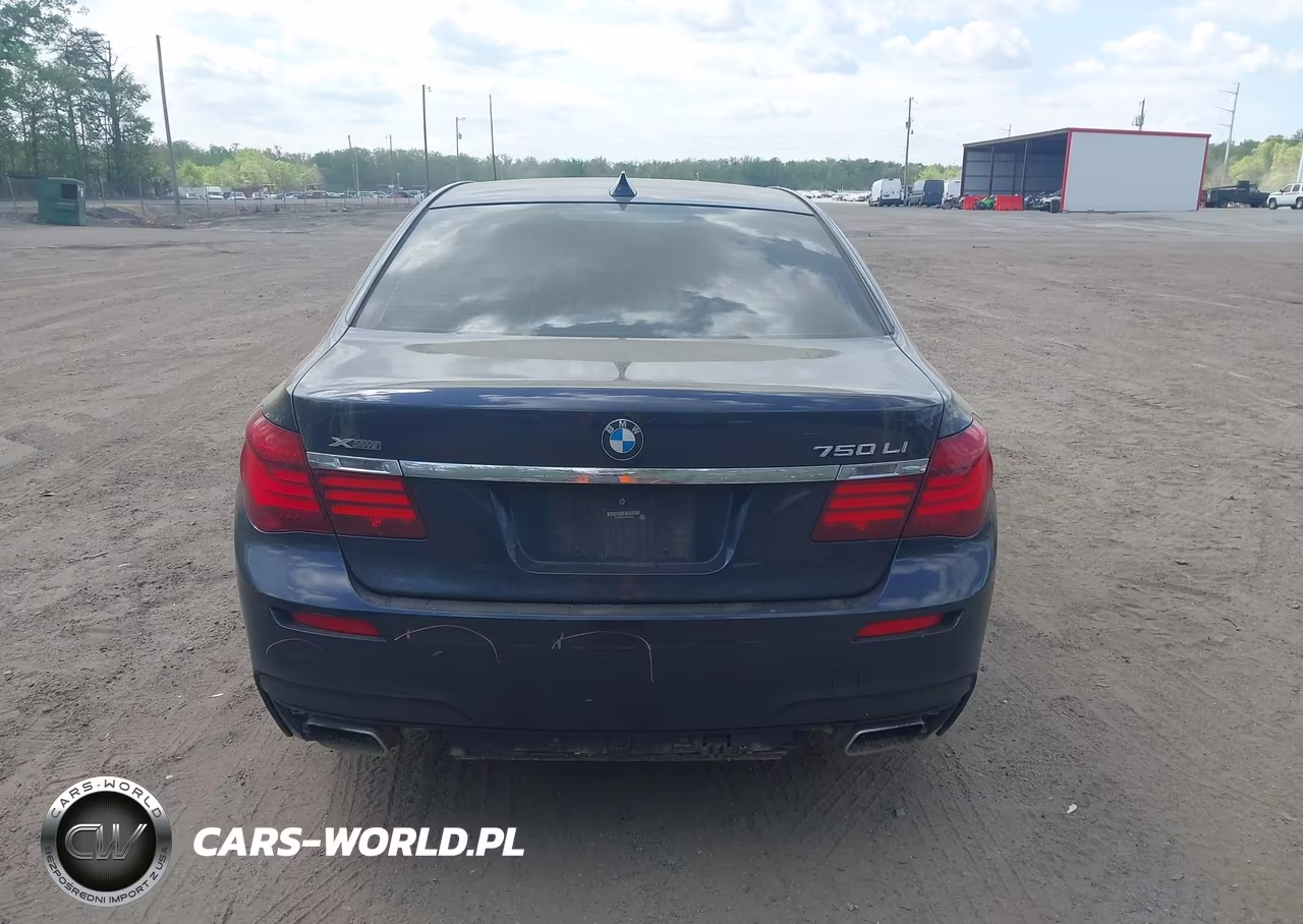 2015 BMW 750Li xDrive VIN:WBAYF8C51FD654043 - 16