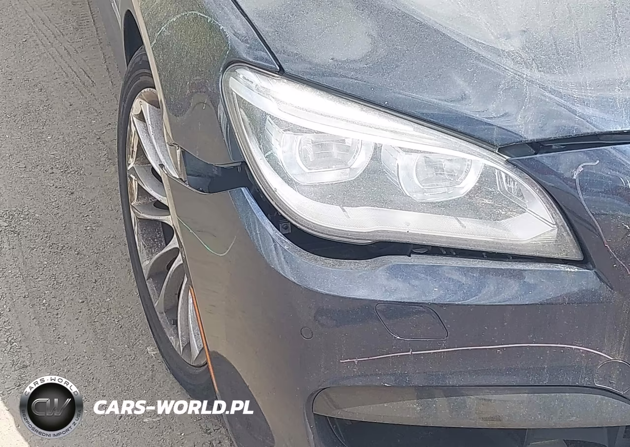 2015 BMW 750Li xDrive VIN:WBAYF8C51FD654043 - 6