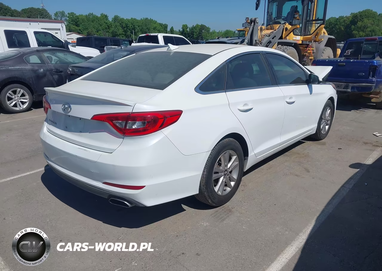 2016 Hyundai Sonata Se VIN:5NPE24AF3GH336605 - 4