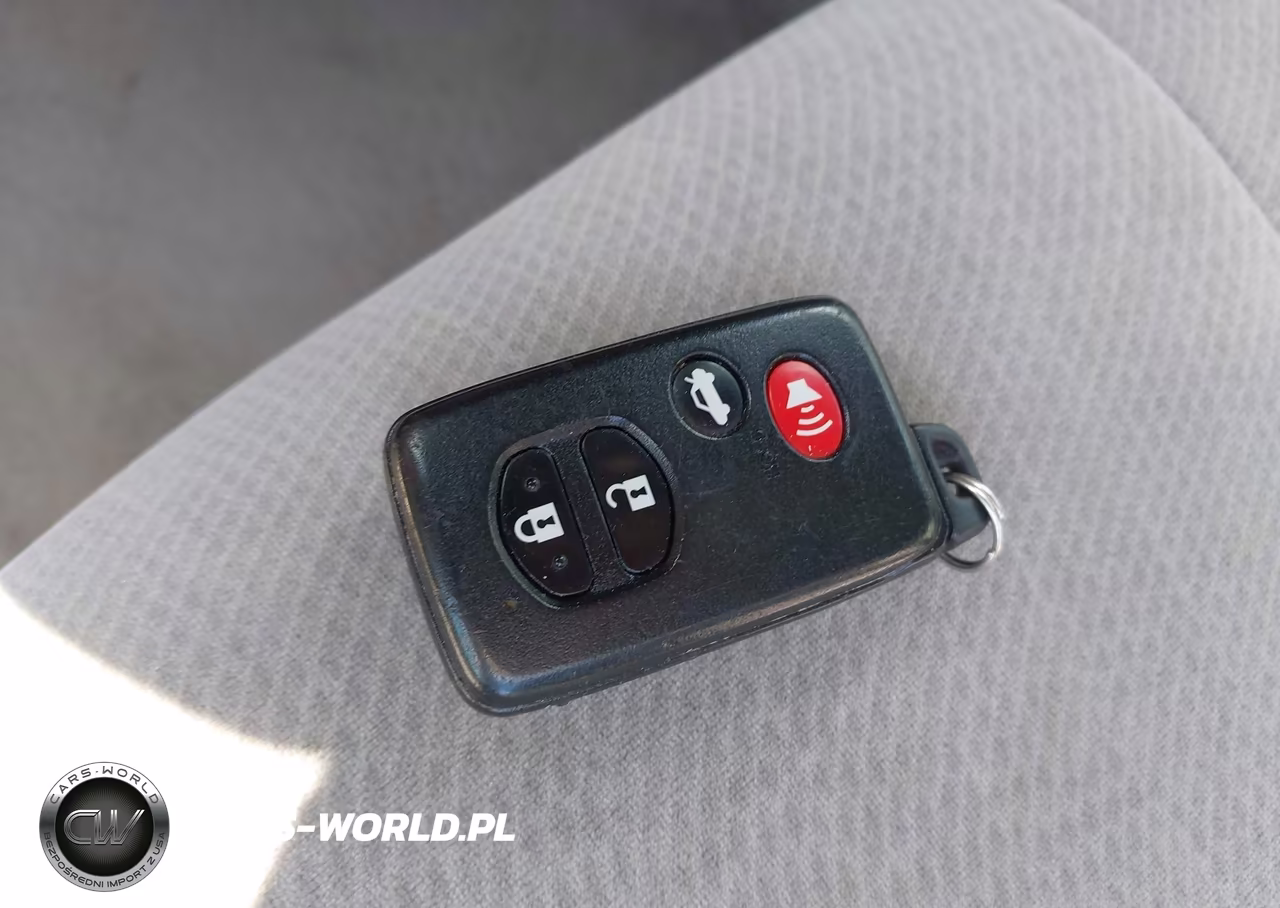 2011 Toyota Camry Hybrid VIN:4T1BB3EK1BU141584 - 11