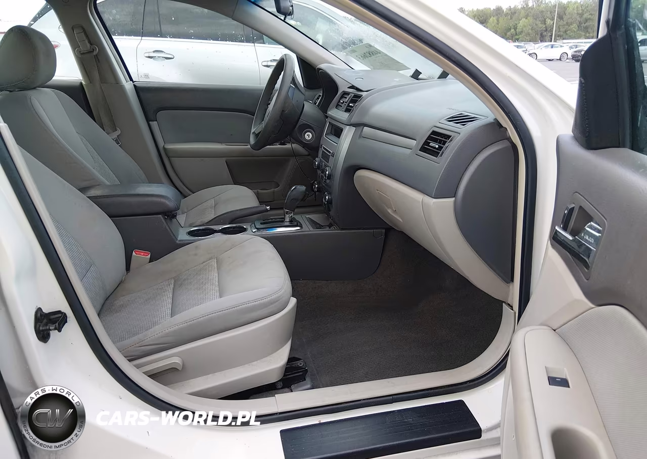 2012 Ford Fusion Se VIN:3FAHP0HA9CR134785 - 5
