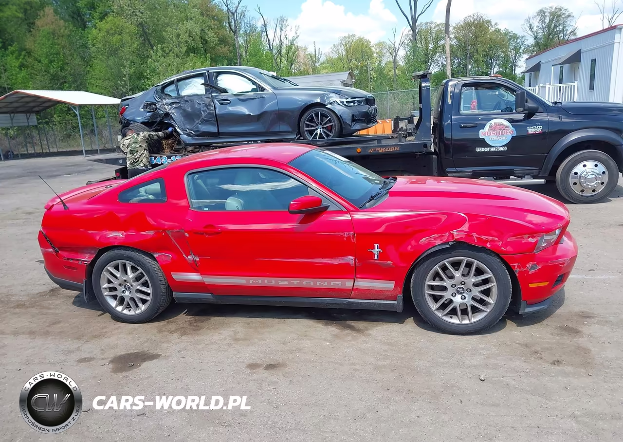 2012 Ford Mustang V6 Premium VIN:1ZVBP8AM2C5244872 - 13