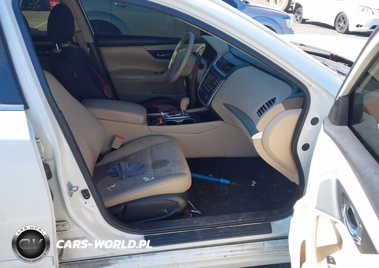 2017 Nissan Altima 2.5 S VIN:1N4AL3AP1HN314494 - 5