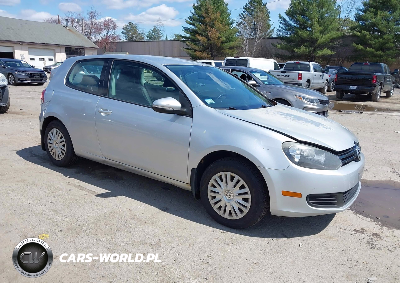 2011 Volkswagen Golf 2.5L 2-Door