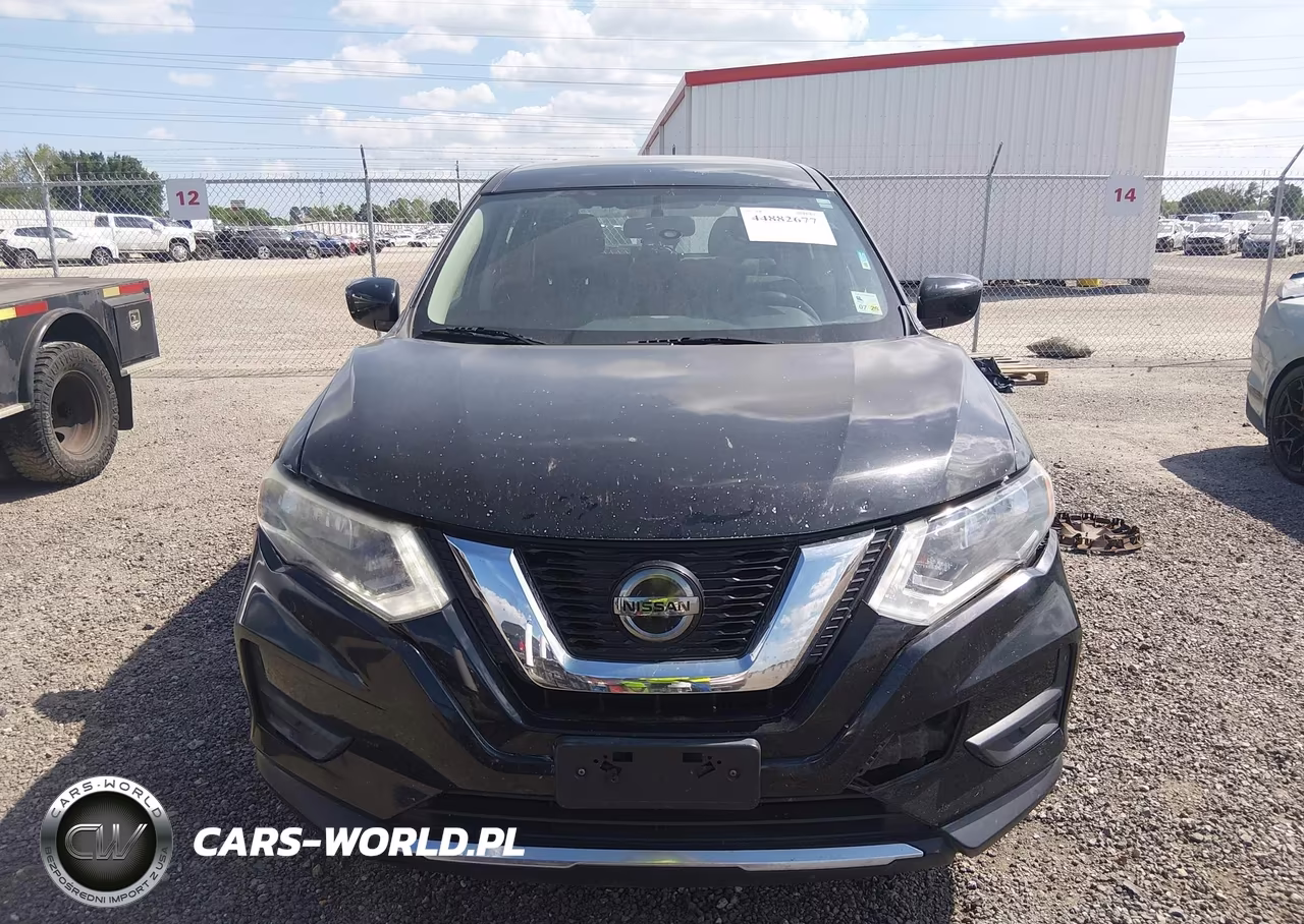 2018 Nissan Rogue S VIN:KNMAT2MV1JP567145 - 13