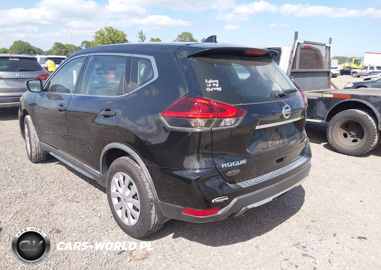 2018 Nissan Rogue S VIN:KNMAT2MV1JP567145 - 3