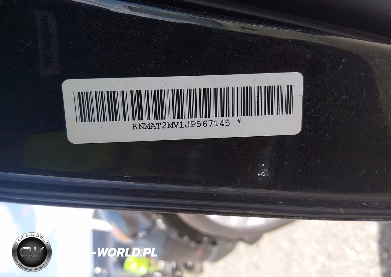 2018 Nissan Rogue S VIN:KNMAT2MV1JP567145 - 9