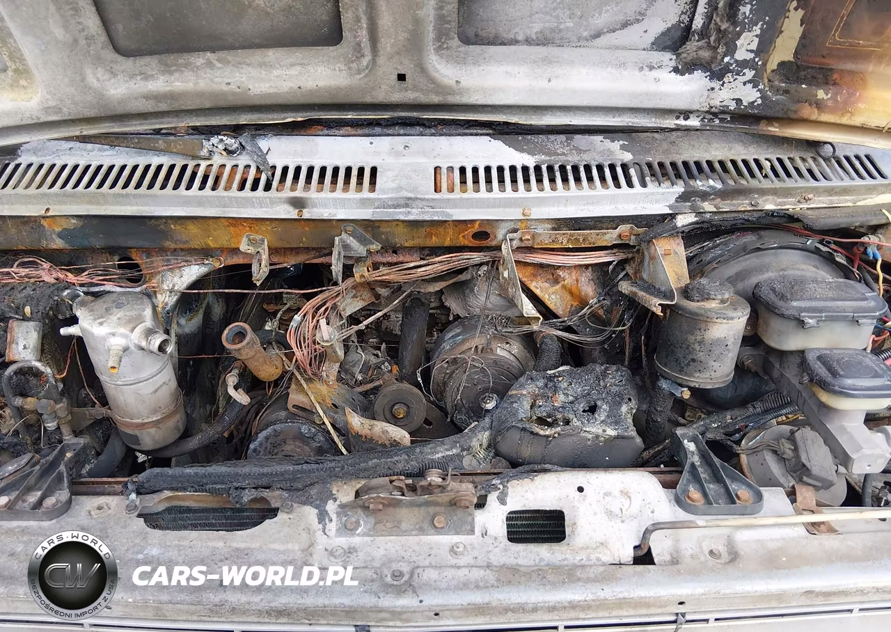 1986 Chevrolet G20 VIN:1GBEG25H3G7103396 - 10