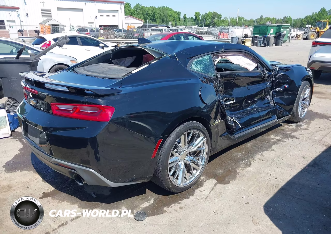 2017 Chevrolet Camaro 1Ss VIN:1G1FF1R79H0154855 - 4