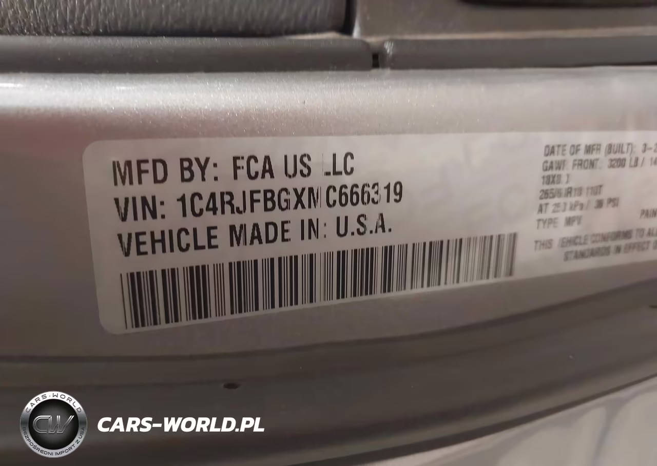 2021 Jeep Grand Cherokee Limited 4X4 VIN:1C4RJFBGXMC666319 - 9