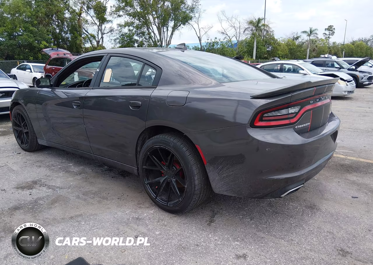2017 Dodge Charger Sxt Rwd VIN:2C3CDXHG9HH523024 - 3