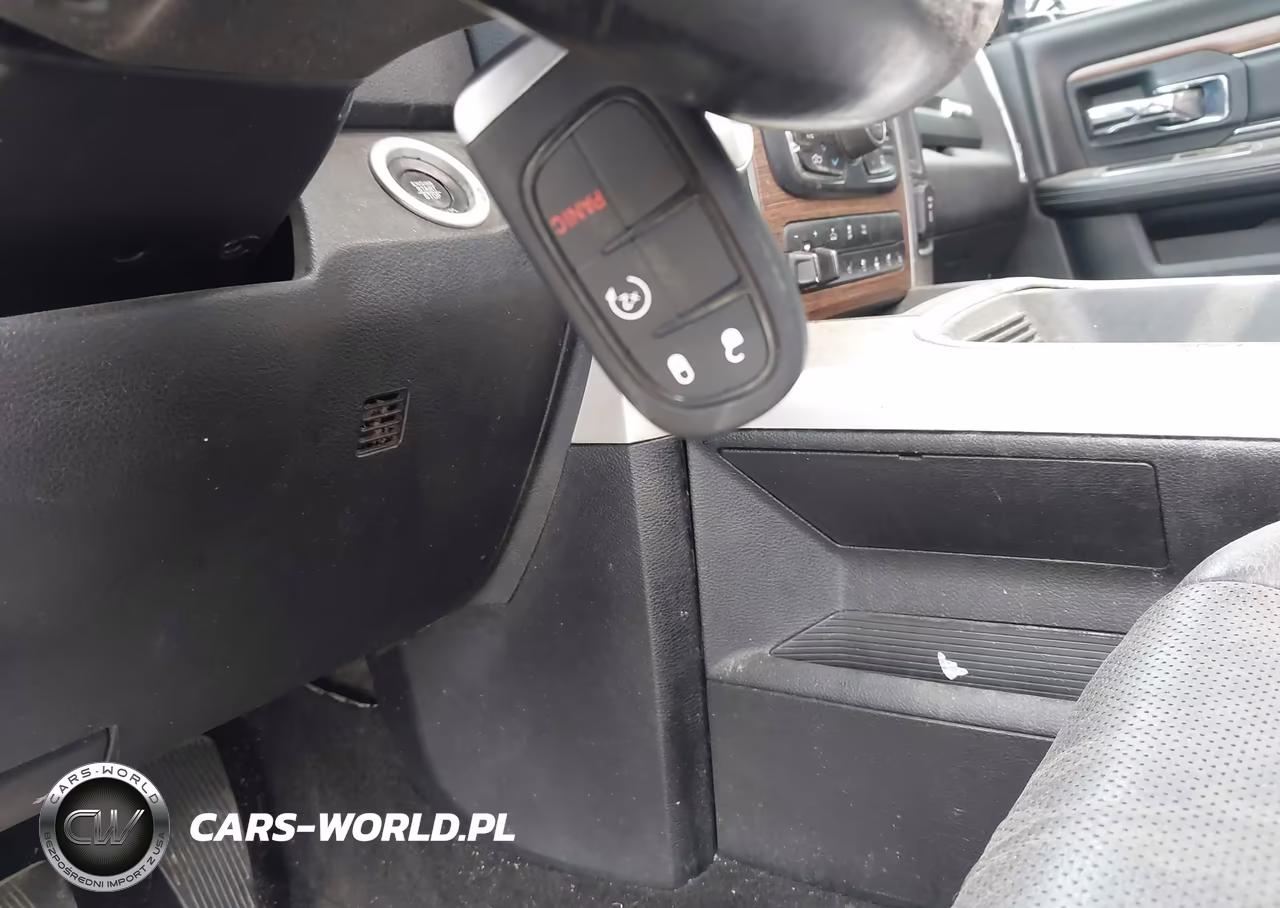2018 Ram 1500 Laramie 4X4 5'7 Box VIN:1C6RR7NT5JS161742 - 11