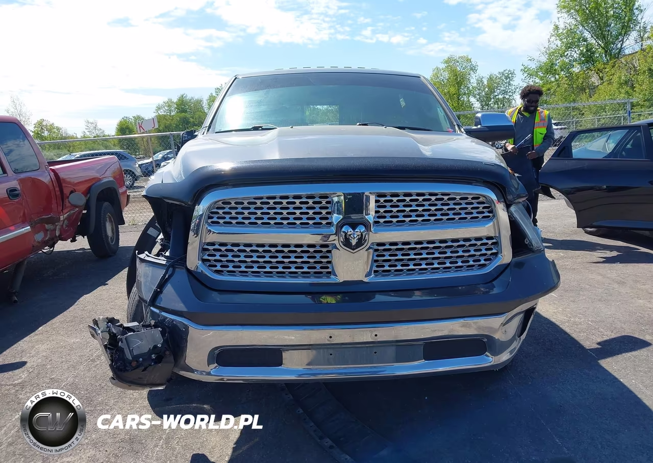 2018 Ram 1500 Laramie 4X4 5'7 Box VIN:1C6RR7NT5JS161742 - 12