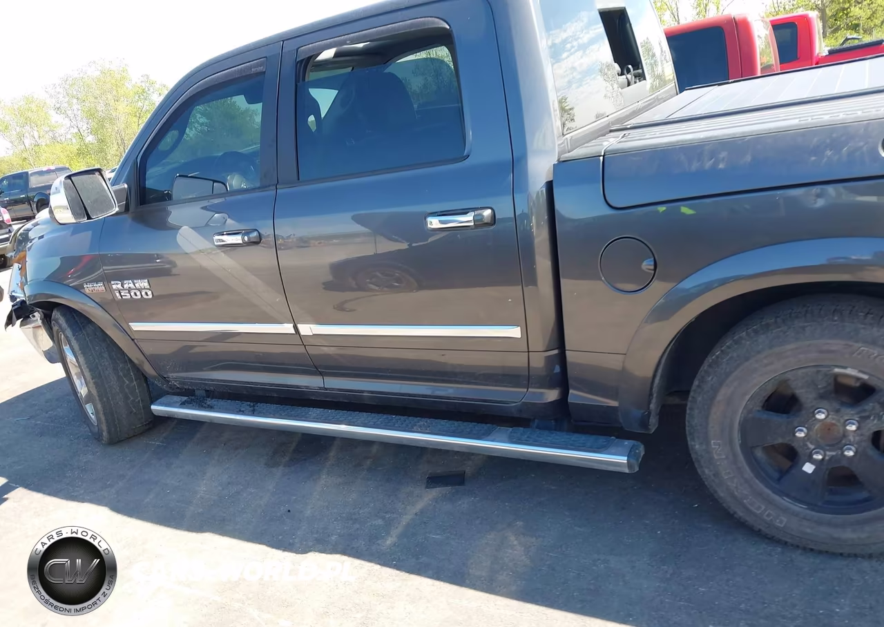 2018 Ram 1500 Laramie 4X4 5'7 Box VIN:1C6RR7NT5JS161742 - 14