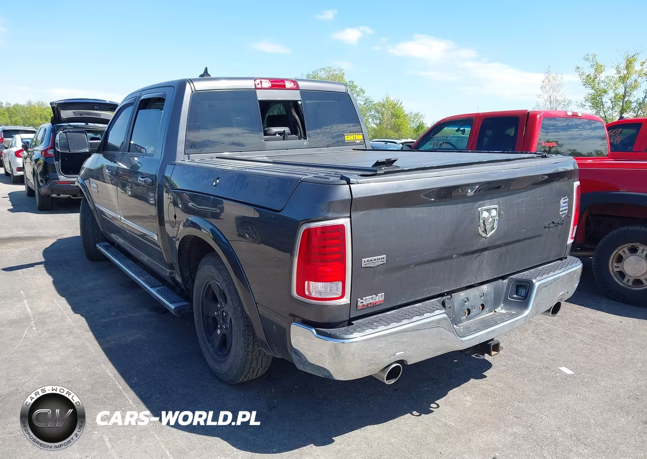 2018 Ram 1500 Laramie 4X4 5'7 Box VIN:1C6RR7NT5JS161742 - 3