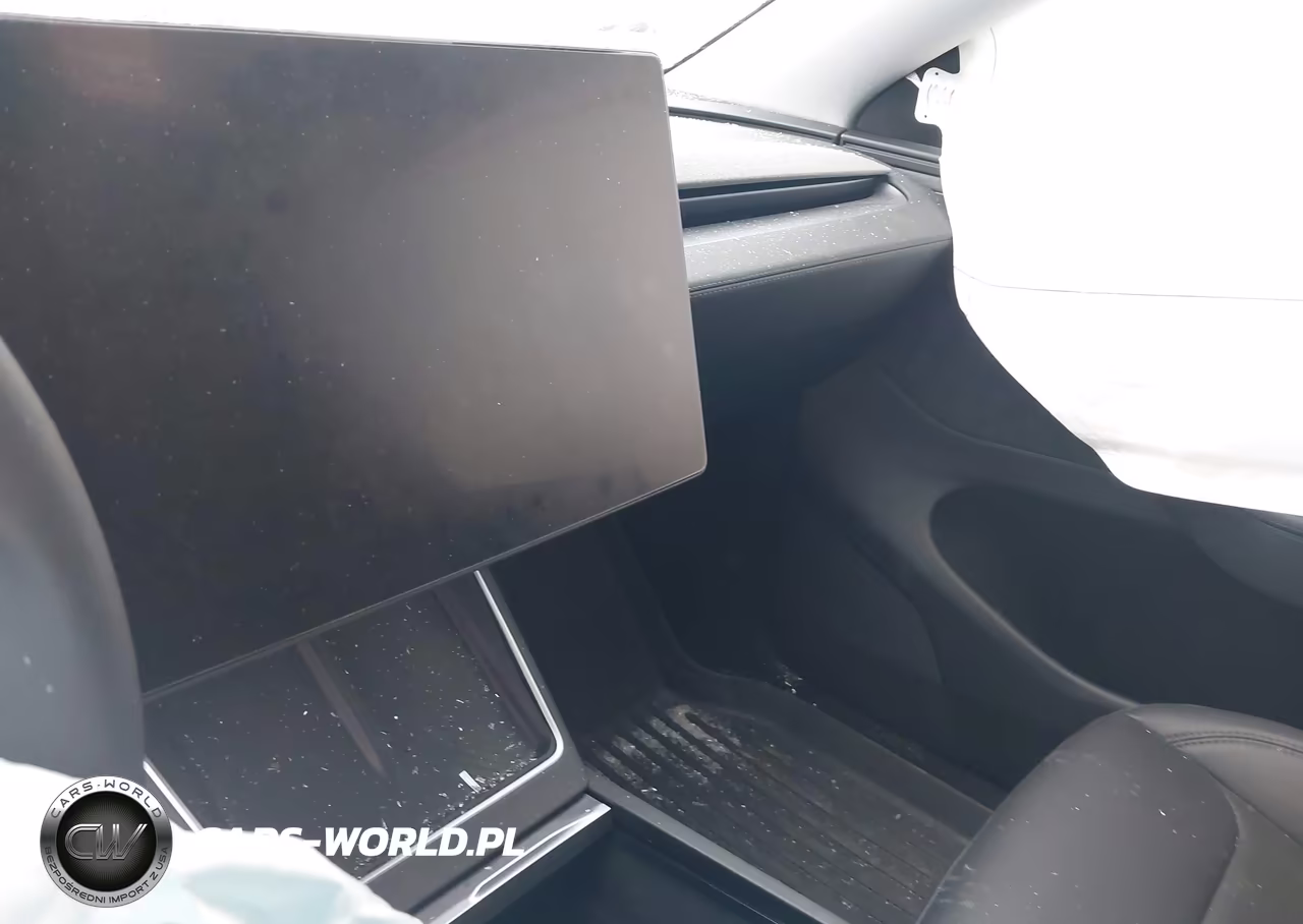 2026 Tesla Model Y Premium Rear-Wheel Drive-Standard Rear-Wheel Drive VIN:7SAYGDED7TF548605 - 17