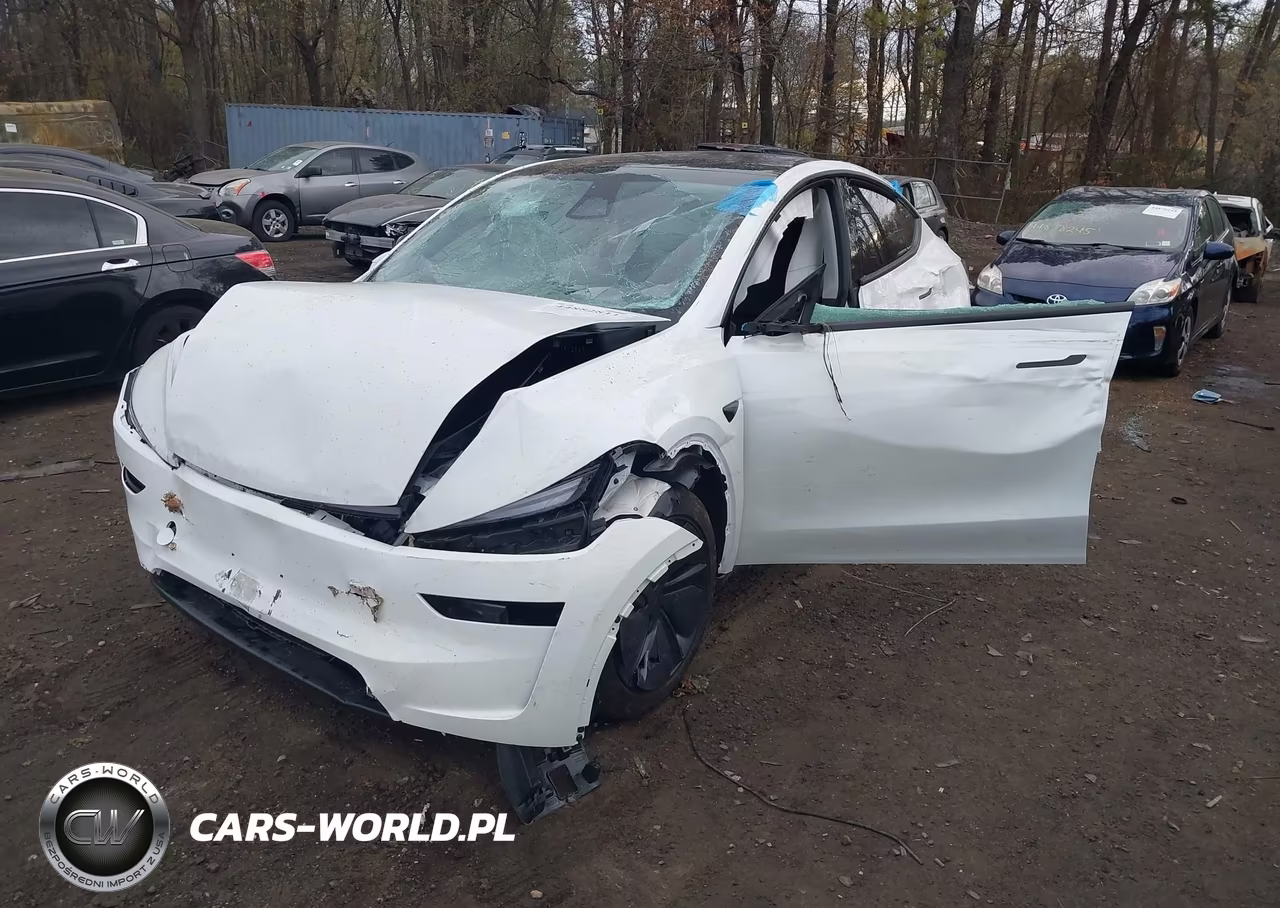 2026 Tesla Model Y Premium Rear-Wheel Drive-Standard Rear-Wheel Drive VIN:7SAYGDED7TF548605 - 2