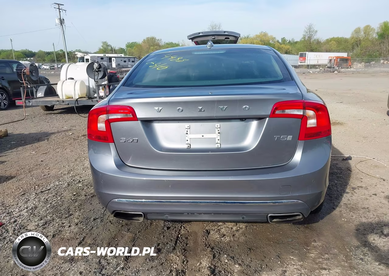 2016 Volvo S60 Inscription T5 Drive-E Premier VIN:LYV402FK1GB097082 - 16