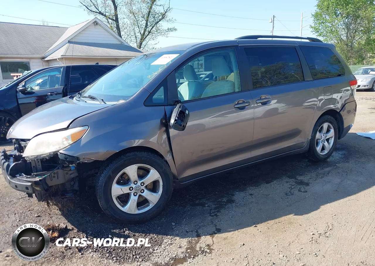 2012 Toyota Sienna Le V6 8 Passenger VIN:5TDKK3DC6CS180238 - 2