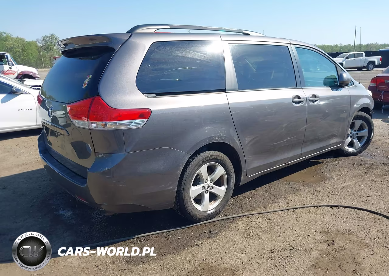 2012 Toyota Sienna Le V6 8 Passenger VIN:5TDKK3DC6CS180238 - 4