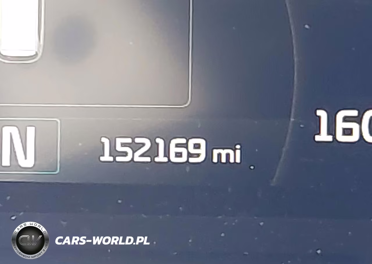 2018 Kia Sorento 3.3L Sxl VIN:5XYPKDA57JG364745 - 15