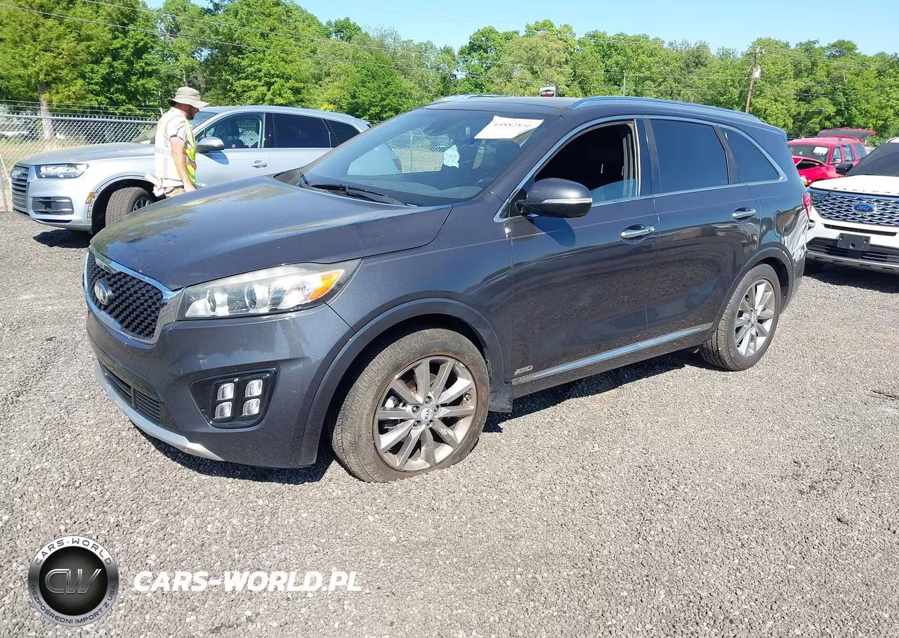 2018 Kia Sorento 3.3L Sxl VIN:5XYPKDA57JG364745 - 2