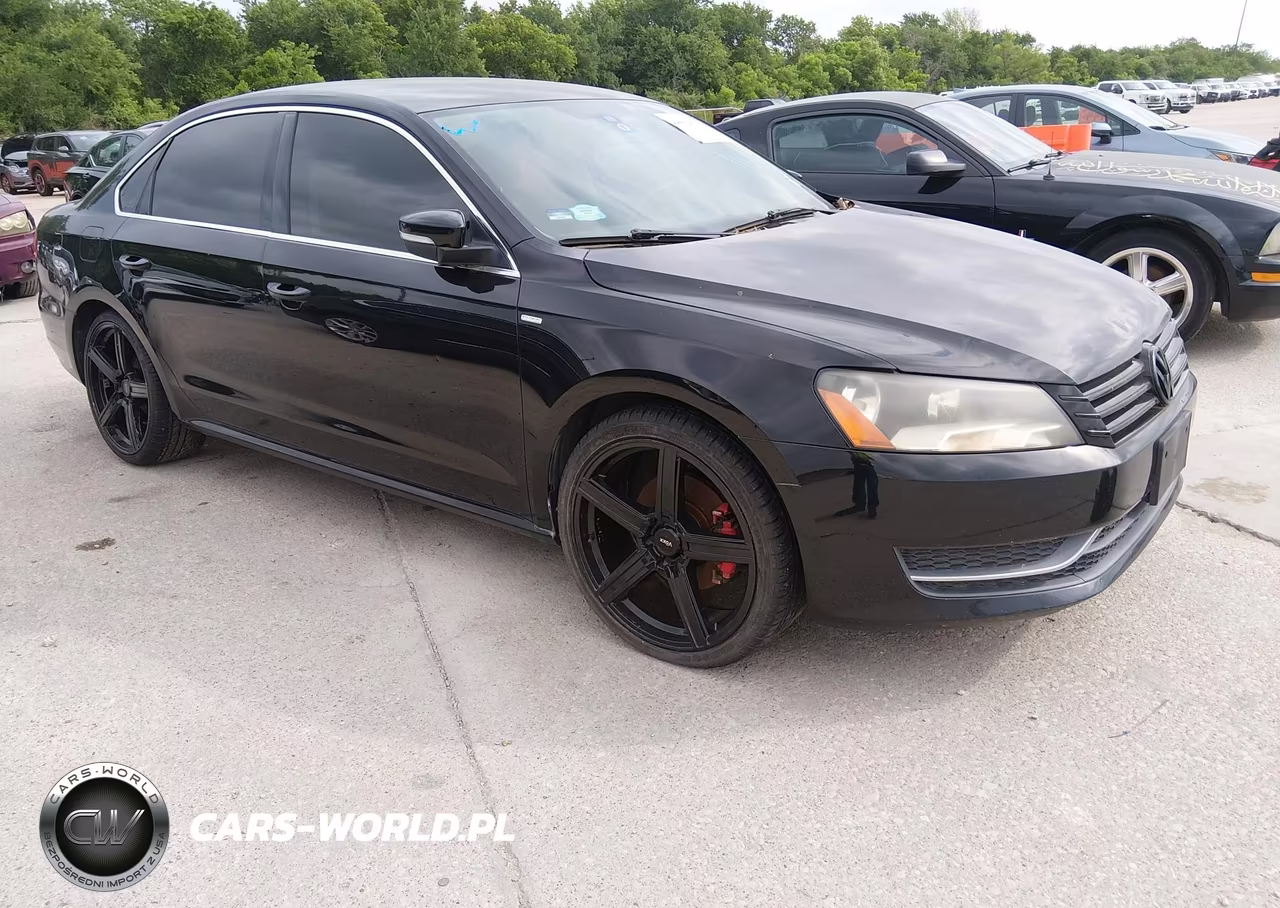 2014 Volkswagen Passat 1.8T Wolfsburg Edition