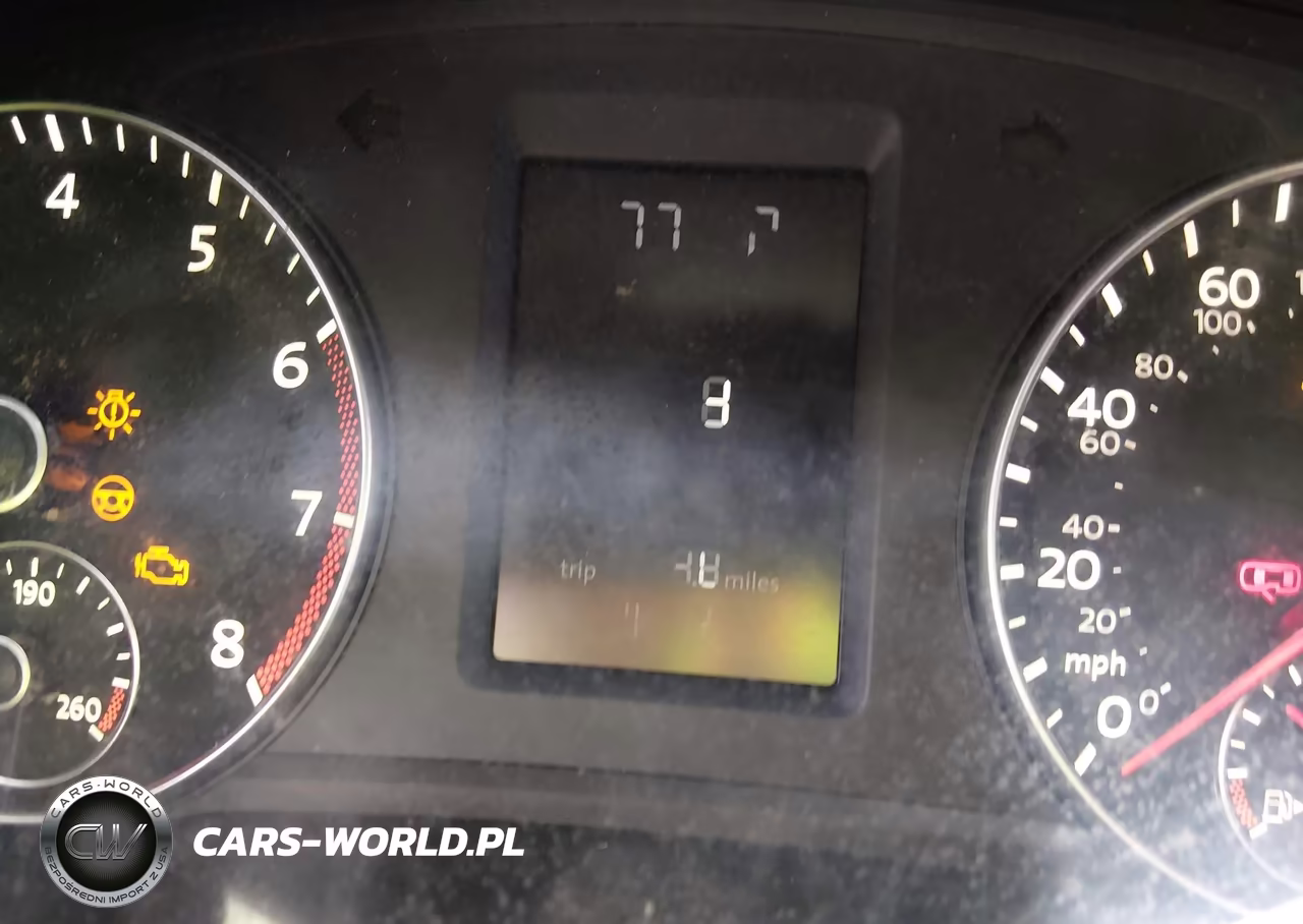 2014 Volkswagen Passat 1.8T Wolfsburg Edition VIN:1VWAT7A32EC055839 - 12