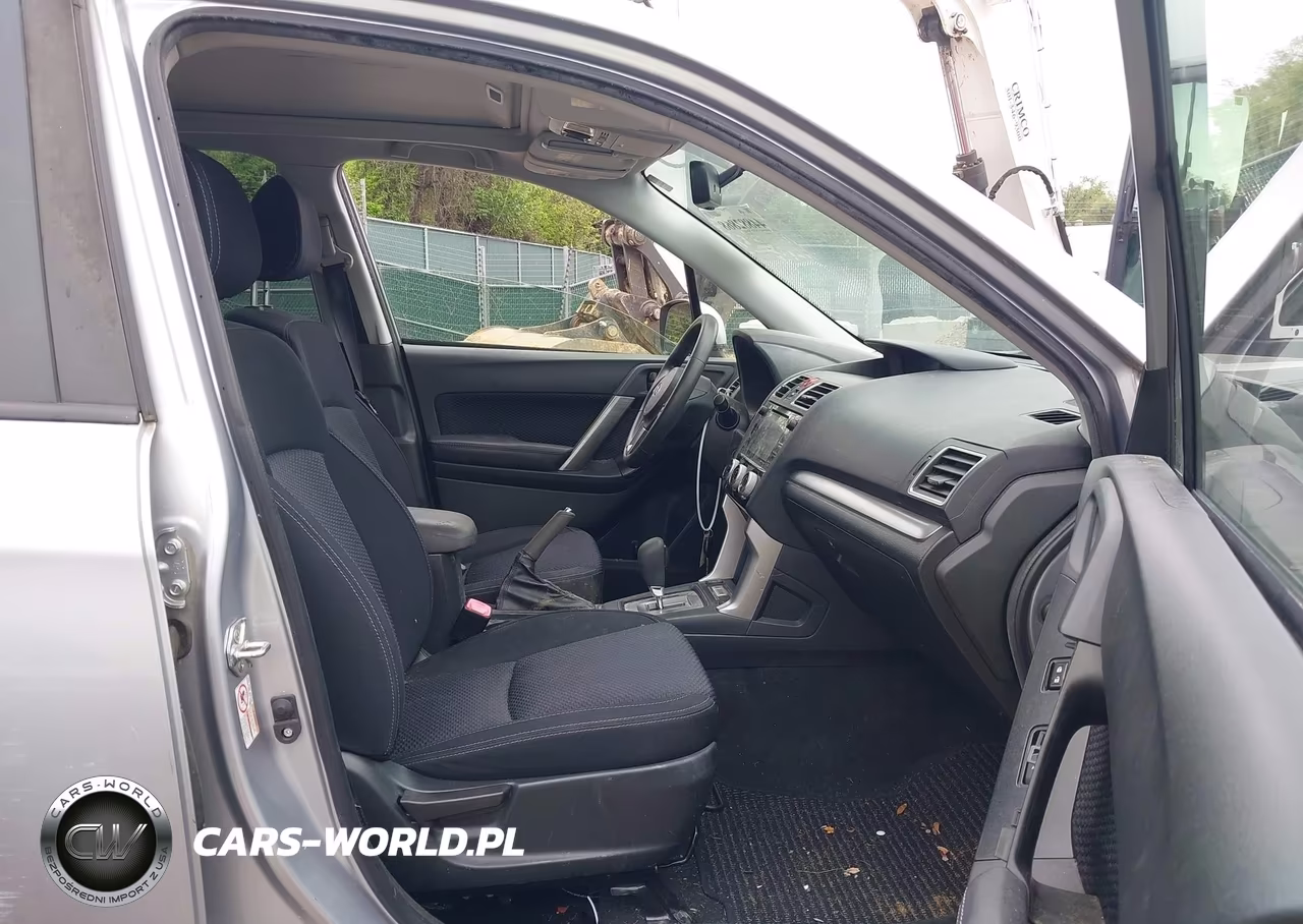 2017 Subaru Forester 2.5I Premium VIN:JF2SJAEC6HH401825 - 5