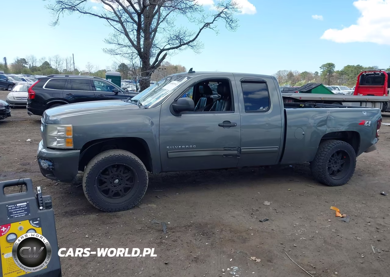 2011 Chevrolet Silverado 1500 Lt VIN:1GCRKSE37BZ180172 - 14