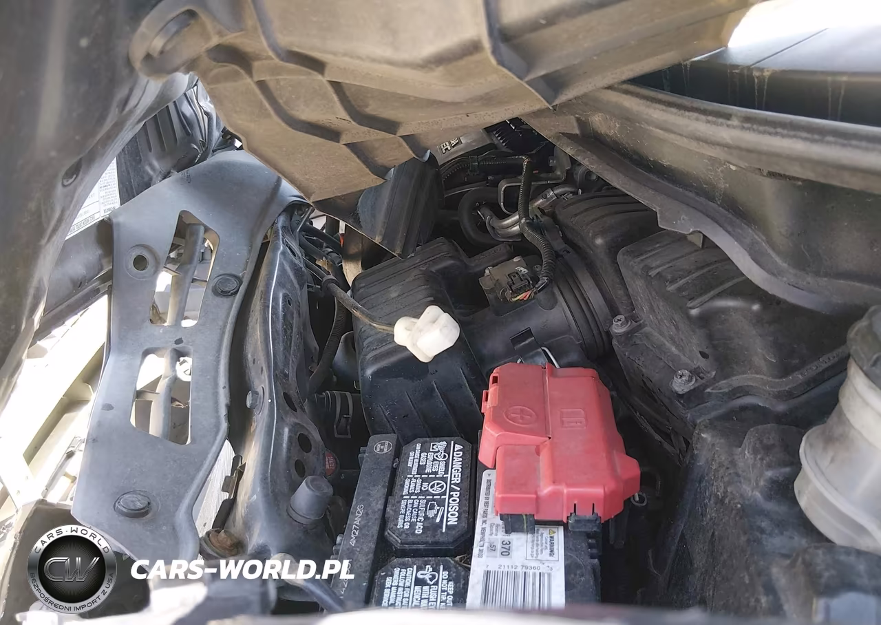 2010 Honda Fit Sport VIN:JHMGE8H41AC028202 - 10