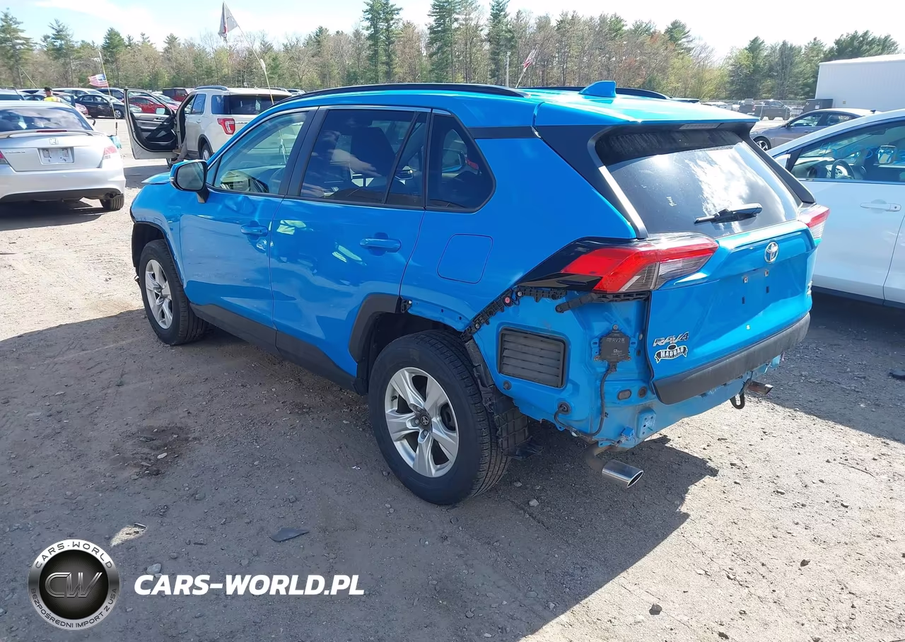 2020 Toyota Rav4 Xle VIN:JTMP1RFV6LD048764 - 3