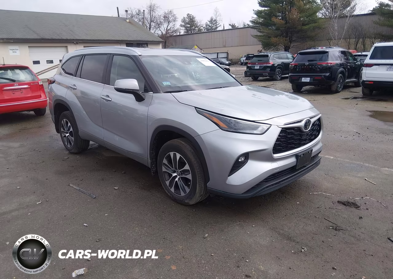 2024 Toyota Highlander Xle – zdjęcie 1 z 16
