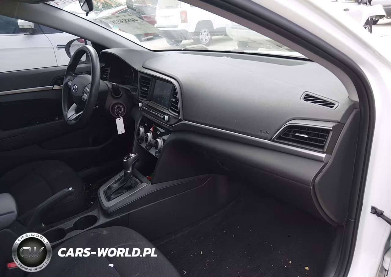 2019 Hyundai Elantra Sel VIN:5NPD84LF3KH473818 - 5