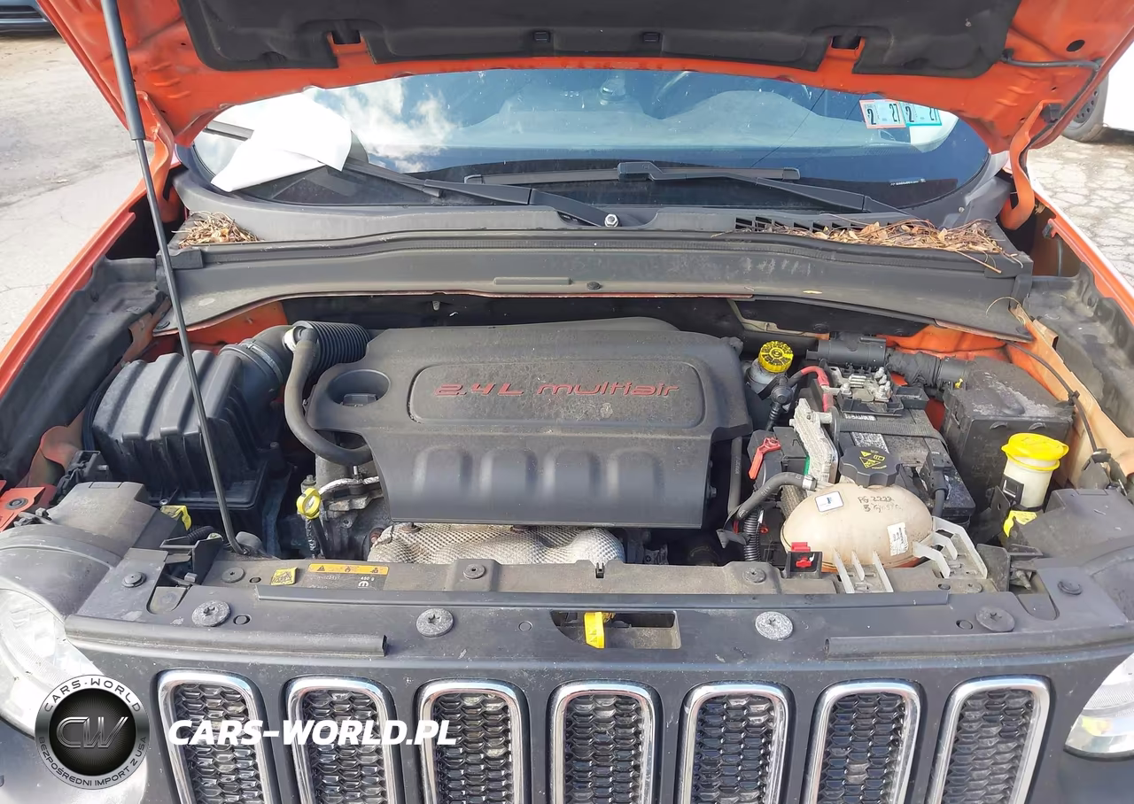 2017 Jeep Renegade Latitude 4X4 VIN:ZACCJBBB5HPE51970 - 10