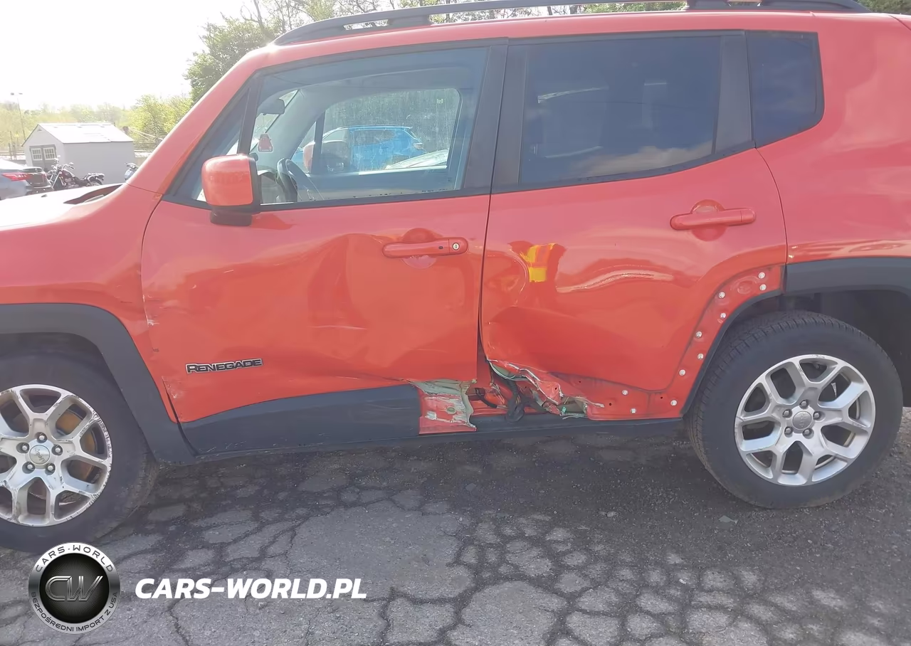 2017 Jeep Renegade Latitude 4X4 VIN:ZACCJBBB5HPE51970 - 6