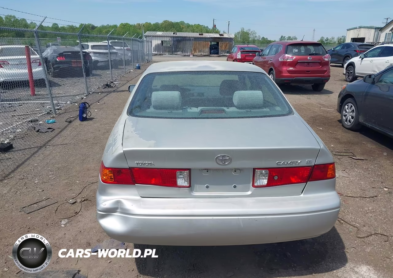 2000 Toyota Camry Ce VIN:4T1BG22K9YU012405 - 17