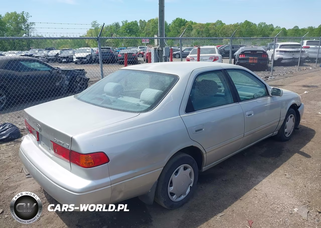 2000 Toyota Camry Ce VIN:4T1BG22K9YU012405 - 4