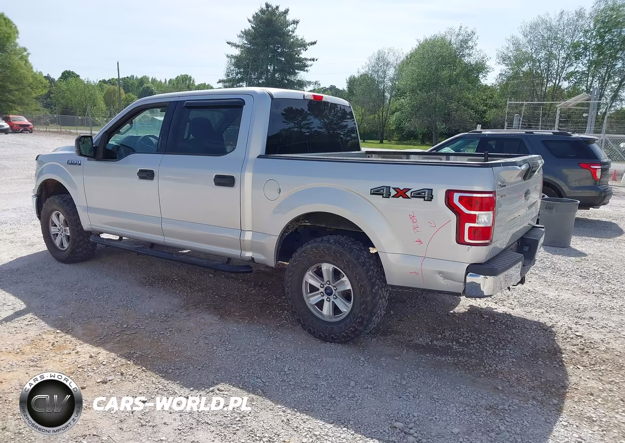 2018 Ford F-150 Xlt VIN:1FTEW1EG4JKE15795 - 3