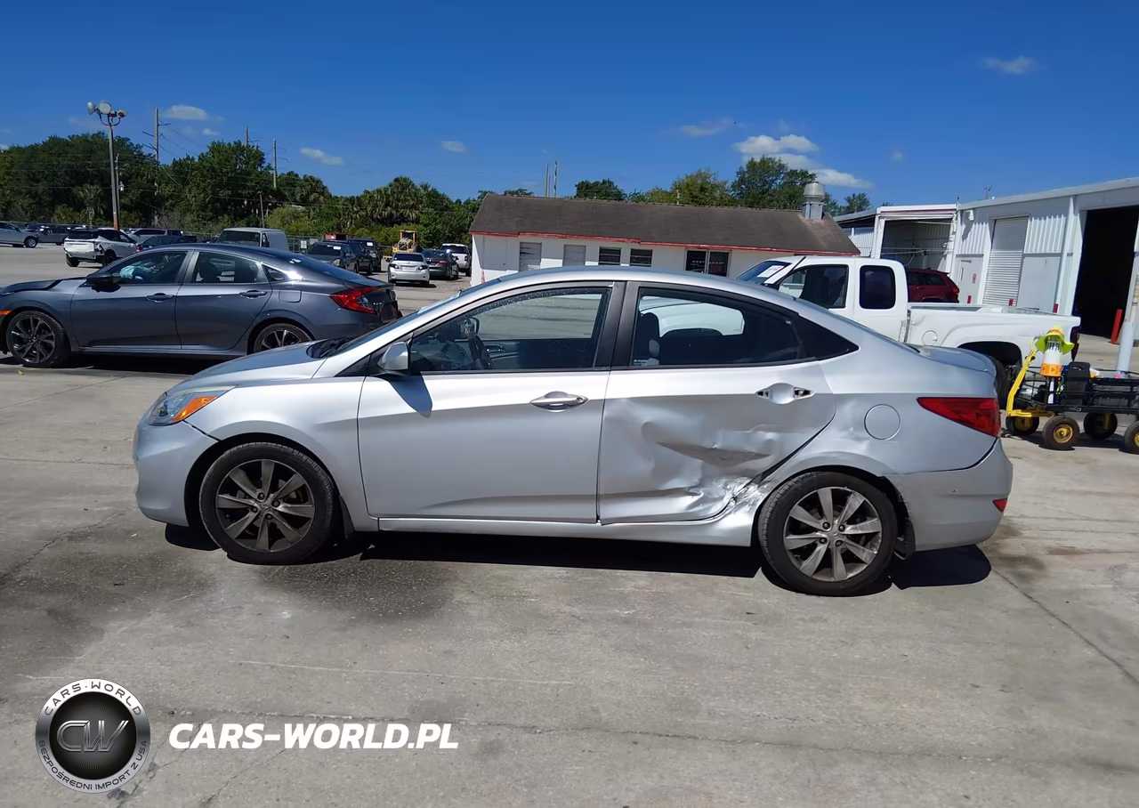 2014 Hyundai Accent Gls VIN:KMHCU4AE4EU766148 - 15