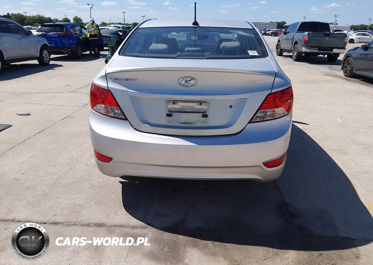2014 Hyundai Accent Gls VIN:KMHCU4AE4EU766148 - 17