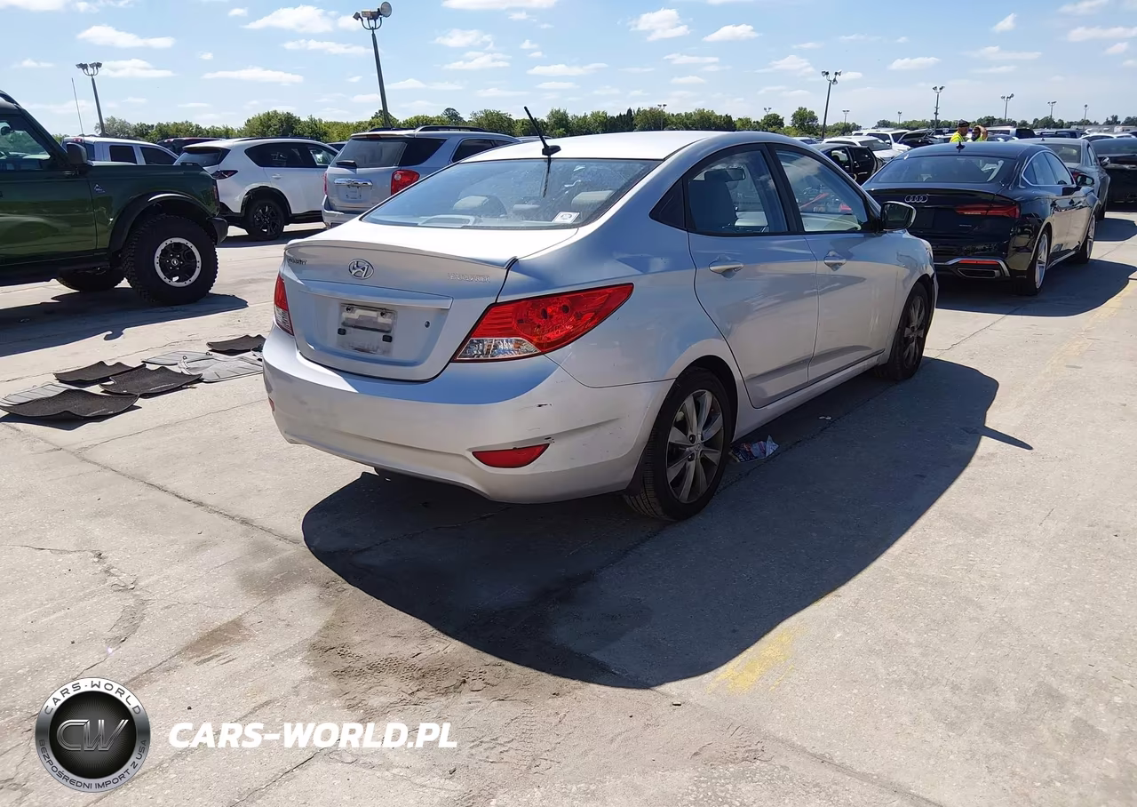 2014 Hyundai Accent Gls VIN:KMHCU4AE4EU766148 - 4