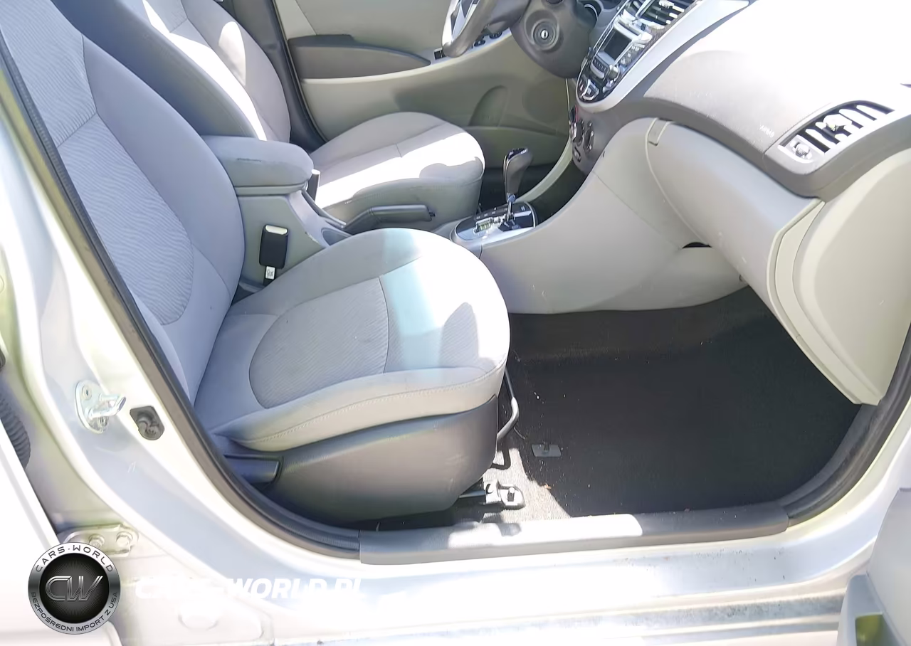 2014 Hyundai Accent Gls VIN:KMHCU4AE4EU766148 - 5